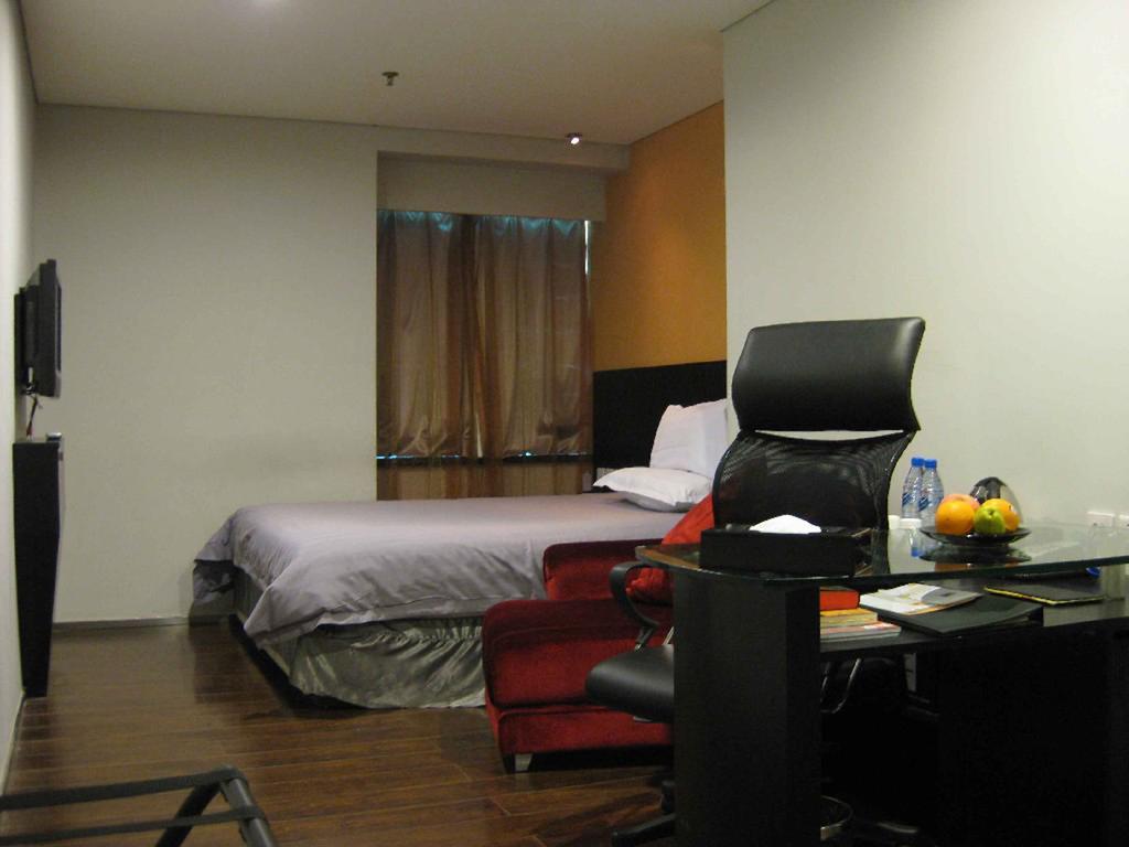 Fx Hotel Xujiahui - Shanghai Stadium Branch Exterior foto